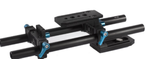A black Fotga camera baseplate mounted on two blue 15mm aluminum rails, designed for camera rig stabilization and accessory attachment.